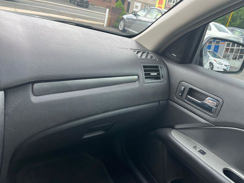Used 2010 Ford Fusion SEL FWD image 13