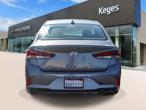 Used 2019 Hyundai Sonata SE w/ Cargo Package image 3