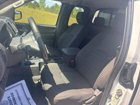 Used 2019 Nissan Frontier SV RWD image 14