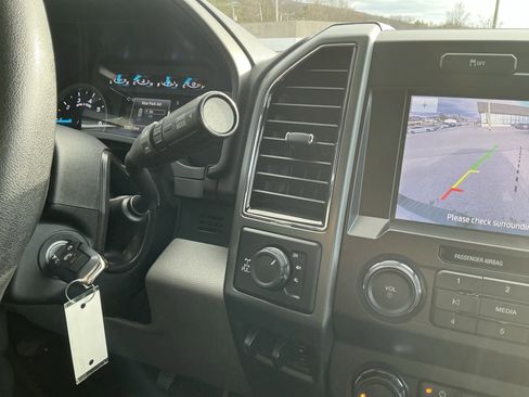 Used 2021 Ford F350 XLT w/ XLT Premium Package image 14