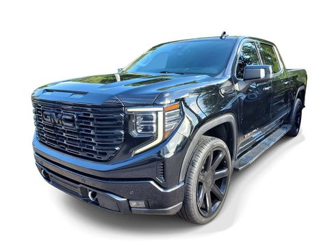 Used 2024 GMC Sierra 1500 Denali w/ Technology Package AWD/4WD image 2