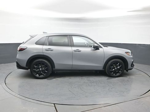 Certified 2024 Honda HR-V Sport image 8