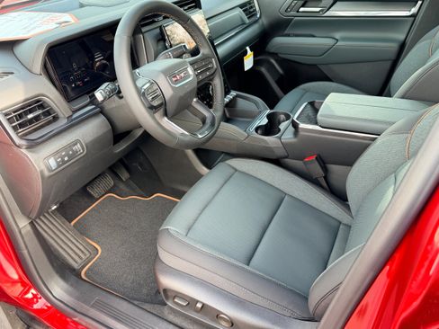 New 2026 GMC Terrain AT4 w/ Convenience Package III image 11