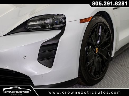 Used 2024 Porsche Taycan GTS image 19