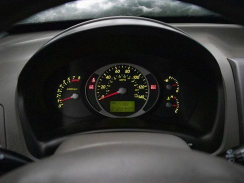 Used 2006 Hyundai Tucson GL image 28