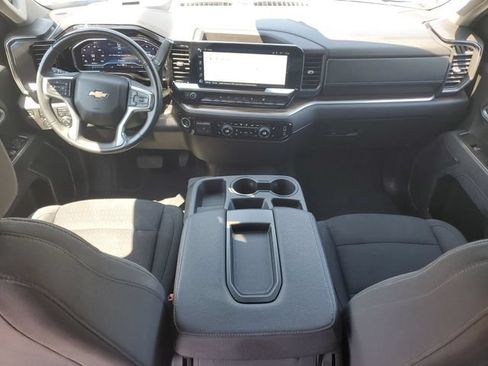 Used 2025 Chevrolet Silverado 1500 LT AWD/4WD image 20