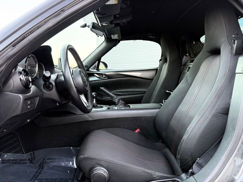 Used 2018 MAZDA MX-5 Miata Club image 28