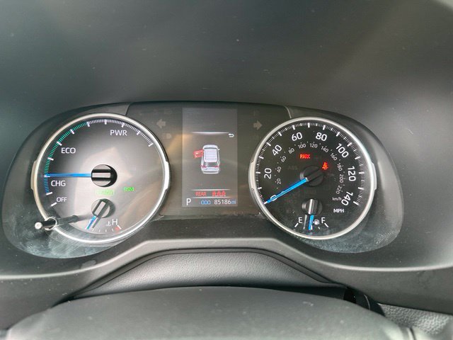 Used 2022 Toyota RAV4 XLE w/ XLE Grade Weather Package AWD/4WD image 28
