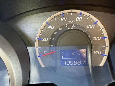 Used 2010 Honda Fit Sport image 16