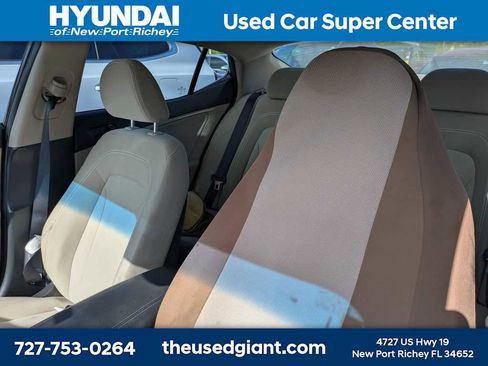 Used 2011 Kia Optima LX w/ Convenience Pkg FWD image 3