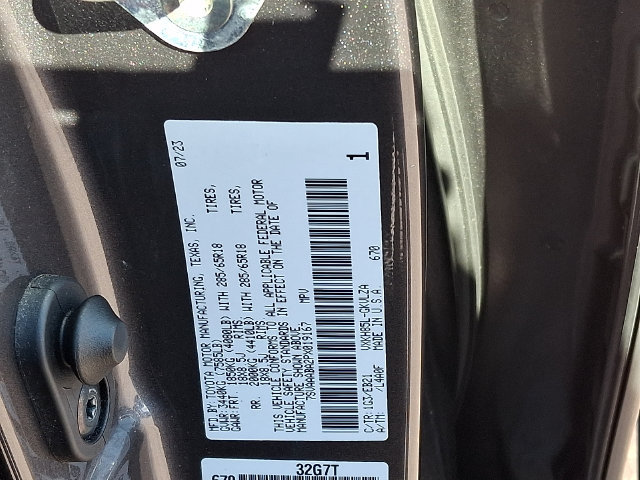 Used 2023 Toyota Sequoia TRD Pro AWD/4WD image 27
