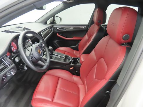 Used 2022 Porsche Macan GTS image 20