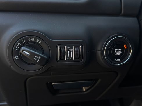 Used 2023 Maserati Ghibli Modena Q4 image 31