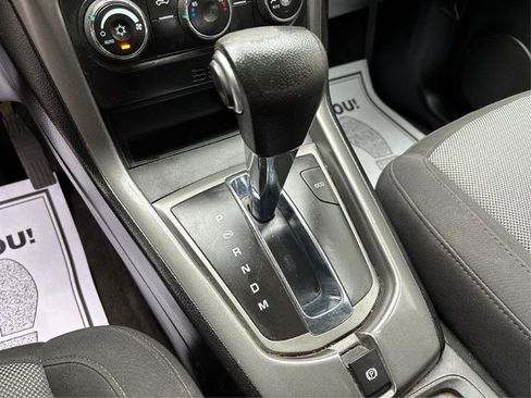 Used 2012 Chevrolet Captiva Sport LT image 19
