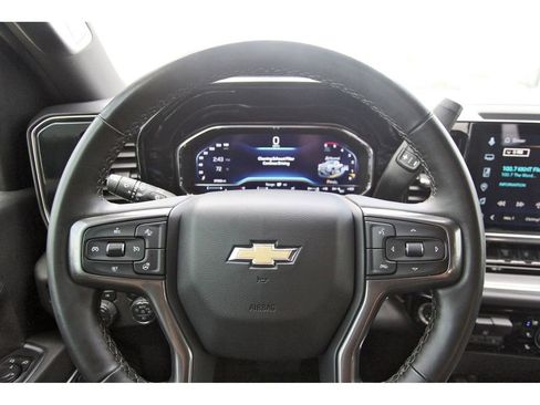 Used 2025 Chevrolet Silverado 3500 High Country w/ High Country Premium Package image 11