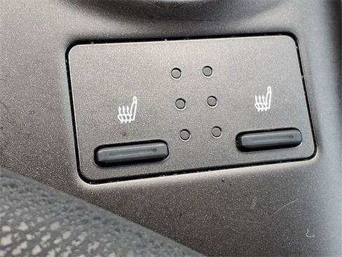 Used 2023 Toyota Camry XSE image 12