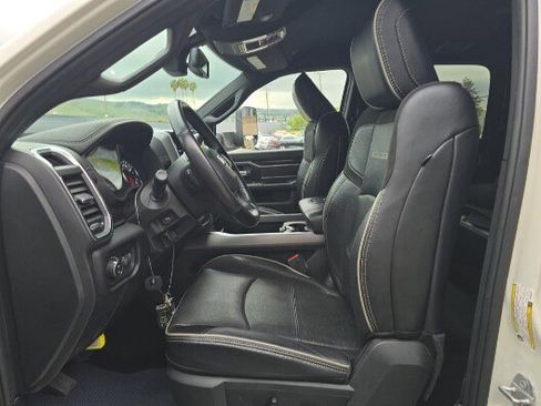 Used 2022 RAM 2500 Laramie w/ Night Edition image 7