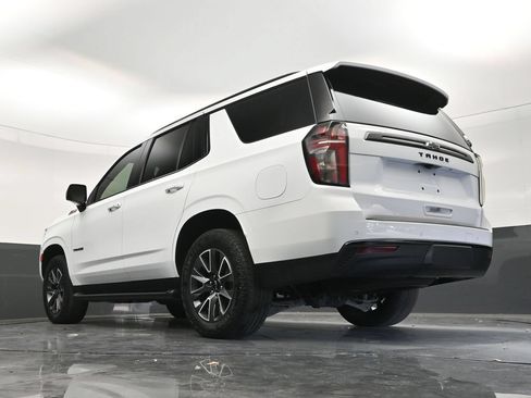 Used 2023 Chevrolet Tahoe Z71 w/ Luxury Package AWD/4WD image 22