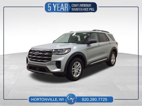 Used 2025 Ford Explorer Active AWD/4WD image 1