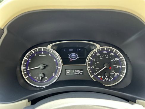 Used 2017 INFINITI QX60 Luxe w/ Premium Plus Package AWD/4WD image 19