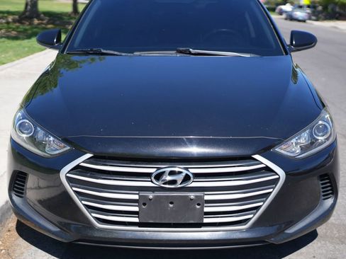 Used 2018 Hyundai Elantra SEL FWD image 19