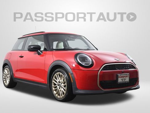 Certified 2025 MINI Cooper S image 3