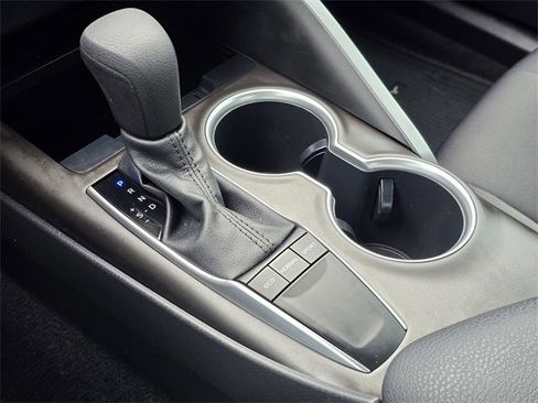Used 2024 Toyota Camry LE image 15