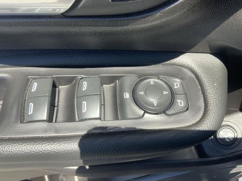 Used 2024 GMC Terrain Denali w/ Denali Premium Package AWD/4WD image 24