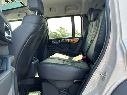 Used 2025 INEOS Grenadier image 18