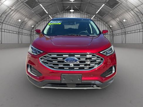 Used 2019 Ford Edge Titanium w/ Equipment Group 301A AWD/4WD image 2