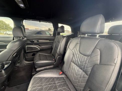Used 2023 Kia Telluride EX X-Line AWD/4WD image 20