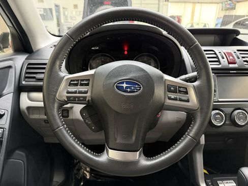 Used 2015 Subaru Forester 2.5i Limited AWD/4WD image 22