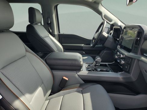 New 2025 Ford F150 Lariat w/ Equipment Group 501A Mid image 36