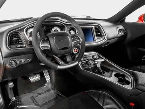 Used 2018 Dodge Challenger SRT Demon RWD image 2