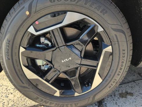 New 2026 Kia Sportage S image 16