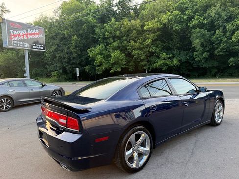 Used 2014 Dodge Charger SXT w/ Driver Confidence Group (AJG) RWD image 2
