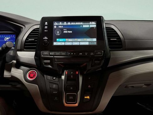Used 2023 Honda Odyssey EX-L image 17