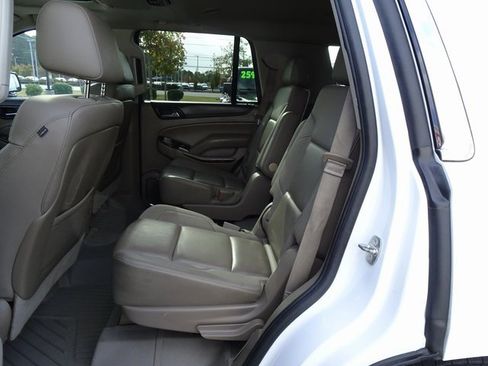 Used 2016 GMC Yukon SLT w/ Open Road Package image 15