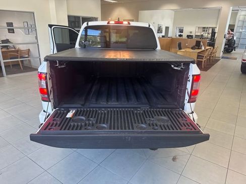 Used 2024 Nissan Frontier PRO-4X w/ Pro Premium Package AWD/4WD image 11