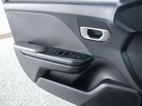 Used 2025 Kia K4 FWD image 21