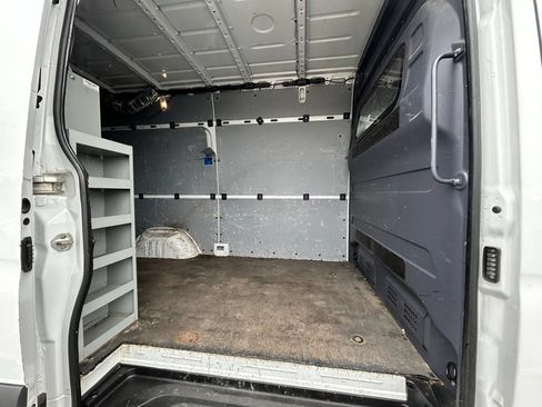 Used 2023 Mercedes-Benz Sprinter 2500 image 15
