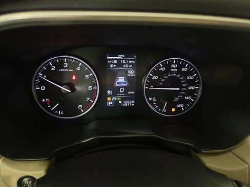 Used 2025 Subaru Outback Limited AWD/4WD image 17