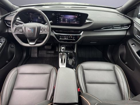 Certified 2025 Buick Envista Avenir image 18