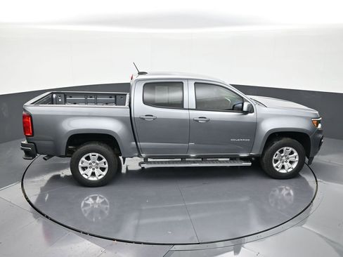 Used 2022 Chevrolet Colorado LT w/ LT Convenience Package image 17