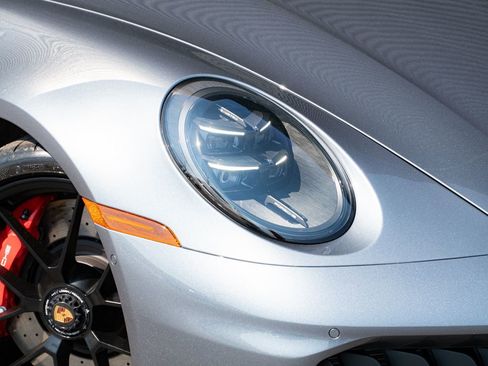 Certified 2026 Porsche 911 Carrera GTS RWD image 31