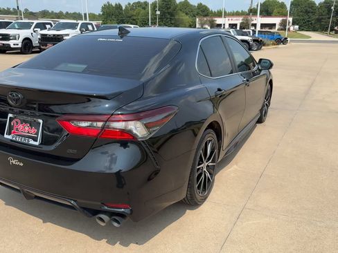 Used 2023 Toyota Camry SE w/ Convenience Package FWD image 8