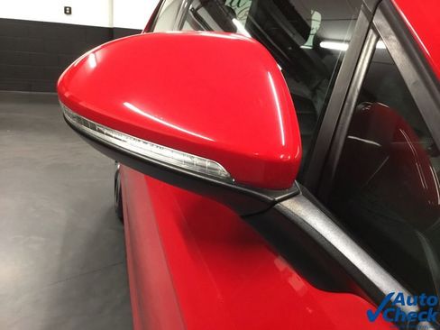 Used 2015 Volkswagen GTI SE w/ Lighting Package (SEL) image 15