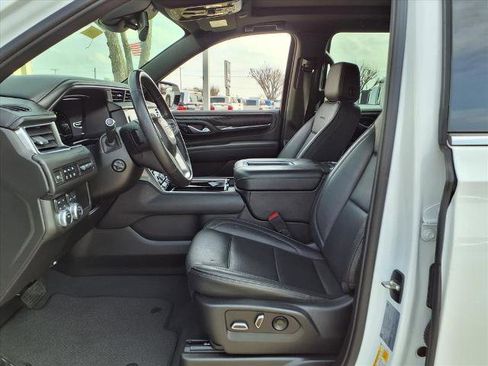 Certified 2023 GMC Yukon XL Denali image 19