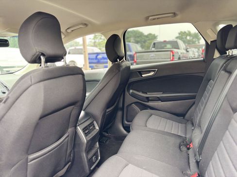 Used 2019 Ford Edge SE AWD/4WD image 12