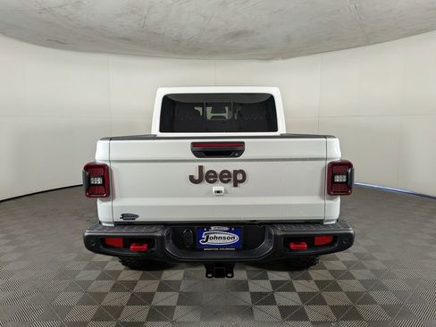 New 2026 Jeep Gladiator Rubicon AWD/4WD image 8